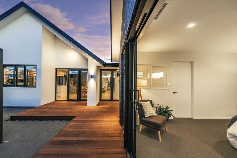 Photo of property in 42 Ridgeland Way, West Melton, 7618