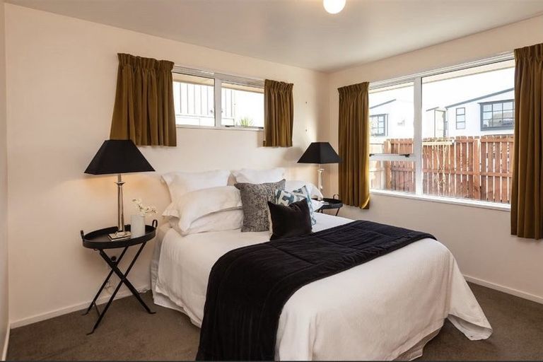 Photo of property in 1/5 Broadbent Street, Riccarton, Christchurch, 8041