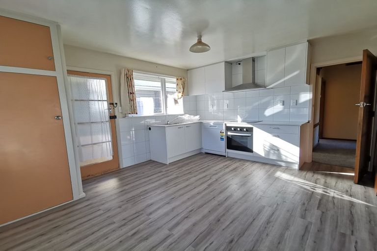 Photo of property in 1/165 Riccarton Road, Riccarton, Christchurch, 8041