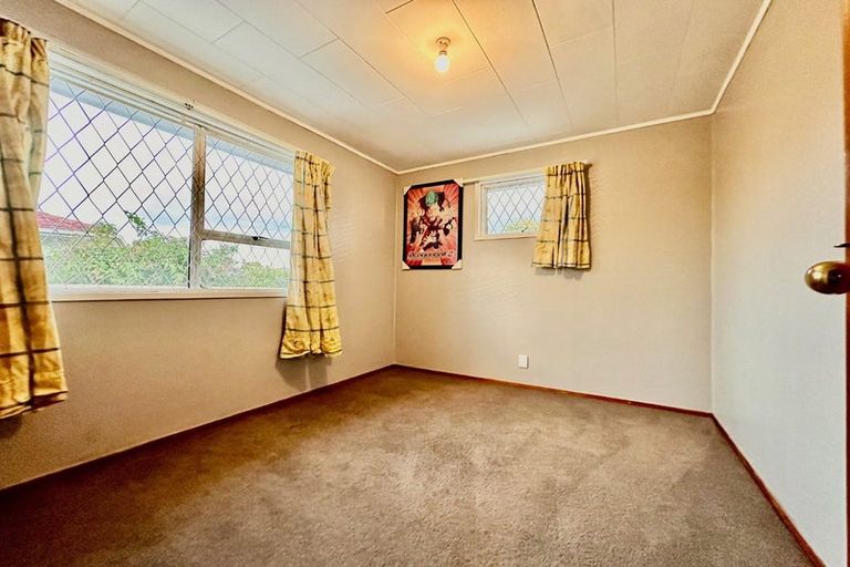 Photo of property in 34 Ferndown Avenue, Papatoetoe, Auckland, 2025