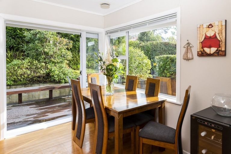 Photo of property in 38 Glenfern Road, Mellons Bay, Auckland, 2014