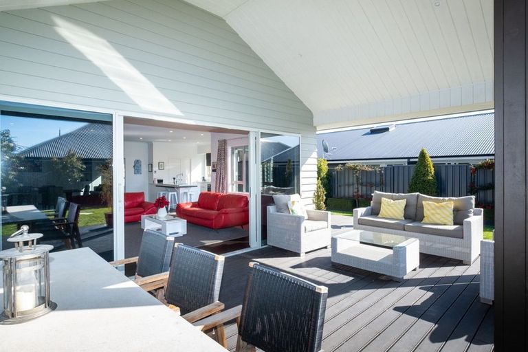 Photo of property in 11 Whakatomo Place, Havelock North, 4130