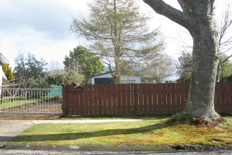 Photo of property in 7 Te Hei Place, Turangi, 3334