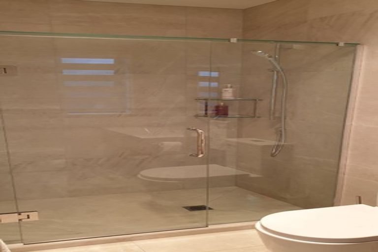 Photo of property in 4 Kauri Grove Drive, Kumeu, 0810