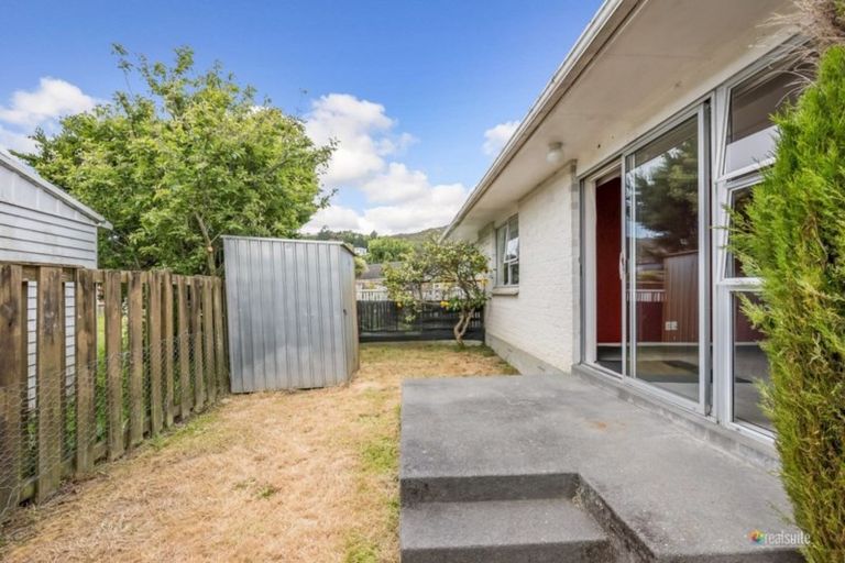 Photo of property in 198c Cambridge Terrace, Naenae, Lower Hutt, 5011