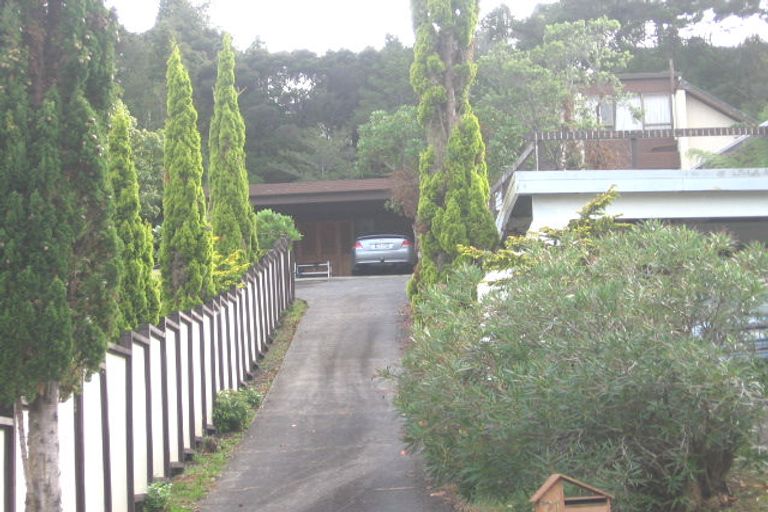 Photo of property in 21 Mappin Place, Chatswood, Auckland, 0626