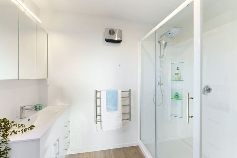 Photo of property in 11 College Drive, Paraparaumu, 5032