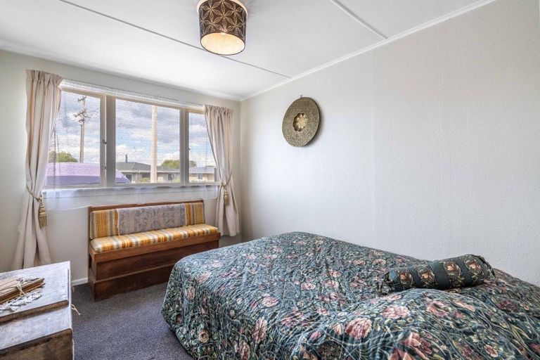 Photo of property in 43 Severn Street, Clifton, Invercargill, 9812