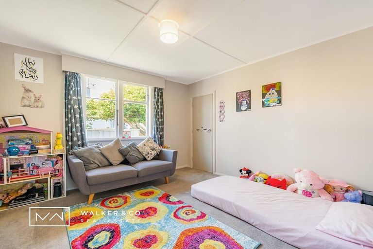 Photo of property in 1/4 Tui Grove, Elderslea, Upper Hutt, 5018