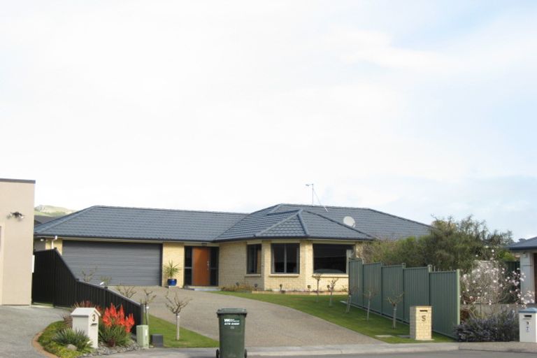 Photo of property in 5 Phoenix Place, Havelock North, 4130