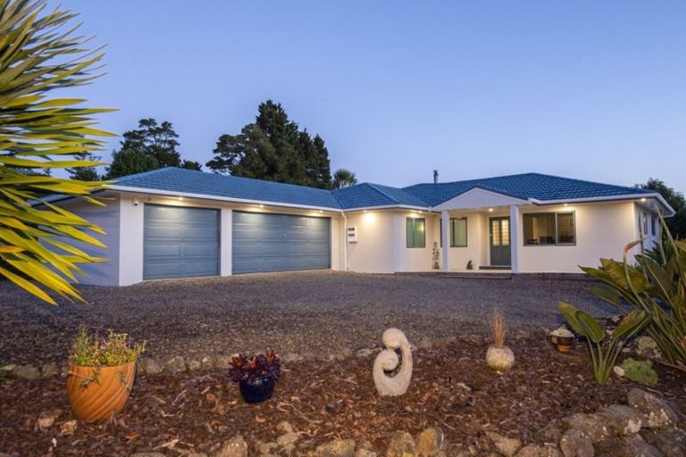 Photo of property in 576 Three Mile Bush Road, Te Kamo, Kamo, 0185