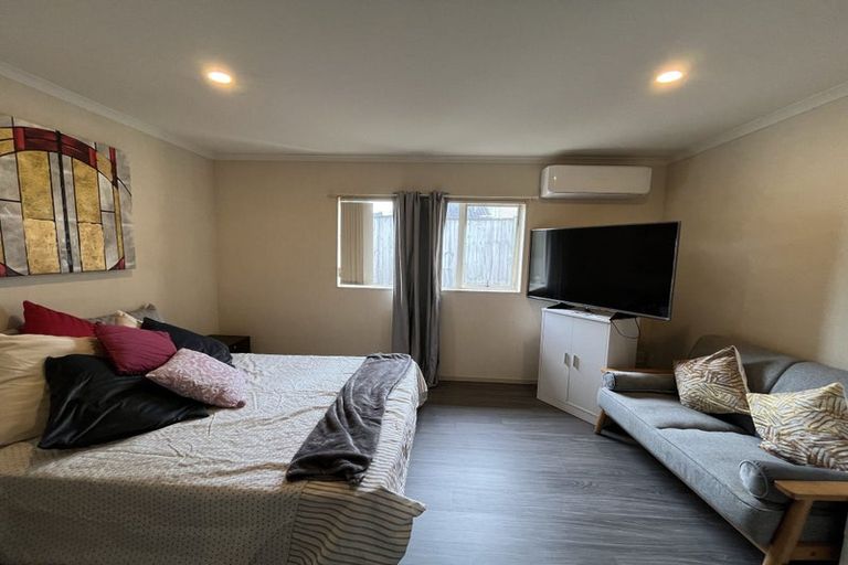 Photo of property in 25 Baltersan Drive, Flat Bush, Auckland, 2016