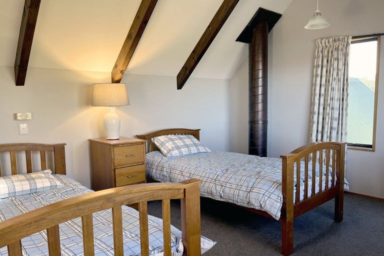 Photo of property in 90 Chalet Crescent, Hanmer Springs, 7334