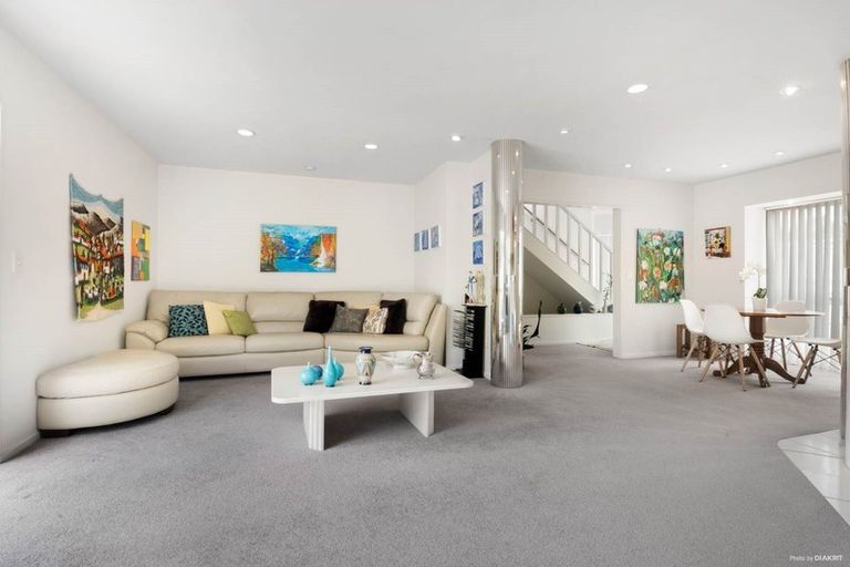 Photo of property in 1/30 Matipo Road, Mairangi Bay, Auckland, 0630