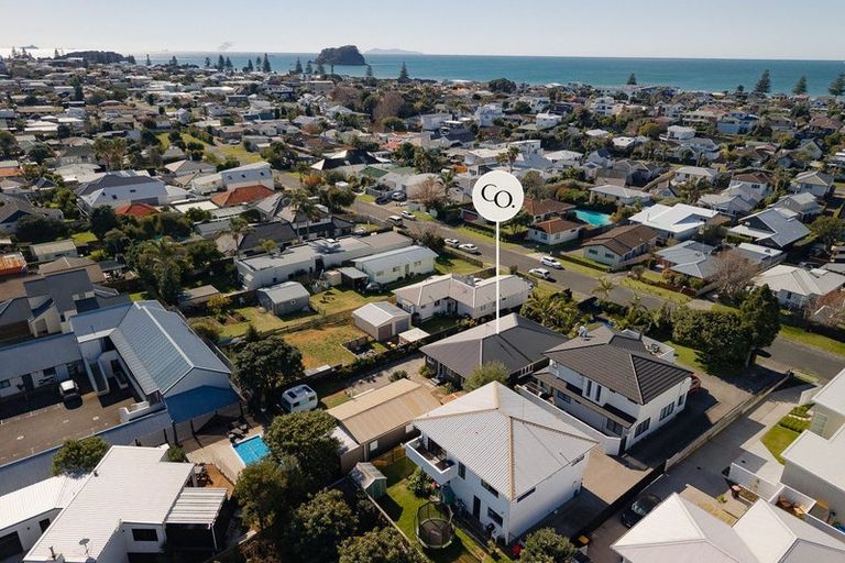 Photo of property in 26 Riverton Road, Mount Maunganui, 3116