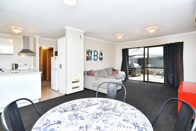 Photo of property in 1c Sylvia Street, Parklands, Christchurch, 8083