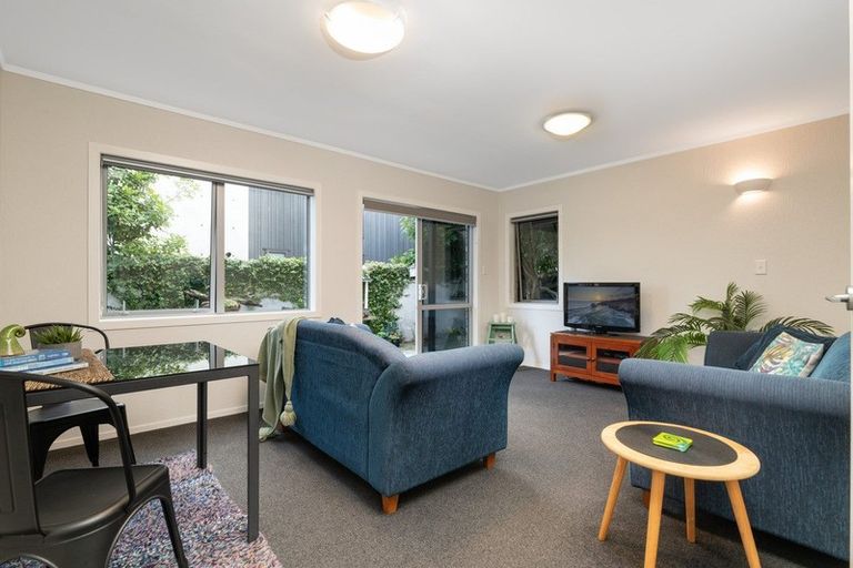 Photo of property in 25 Muricata Avenue, Mount Maunganui, 3116