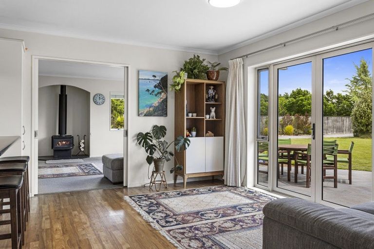 Photo of property in 2 Willowside Place, Amberley, 7410