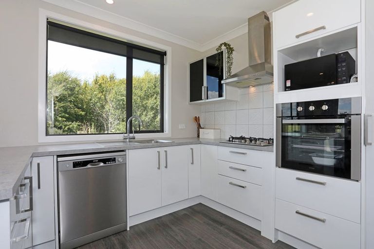 Photo of property in 6 George Street, Bulls, 4818