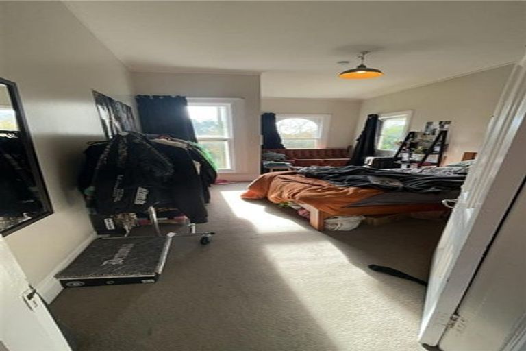 Photo of property in 1/14 Clifton Terrace, Kelburn, Wellington, 6012