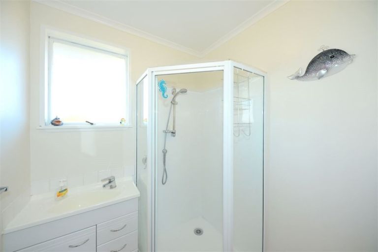 Photo of property in 1/29a Wainoni Road, Wainoni, Christchurch, 8061