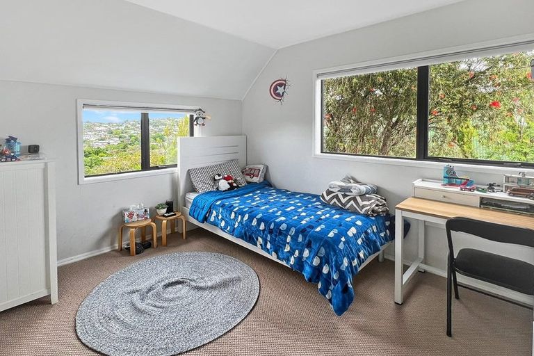 Photo of property in 26 Brian Crescent, Stanmore Bay, Whangaparaoa, 0932