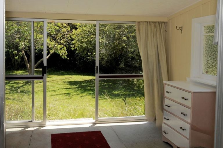 Photo of property in 132 Bradshaws Road, Waimate, 7980