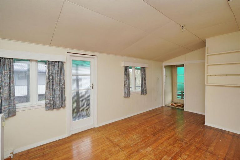 Photo of property in 102 Eureka Street, Aranui, Christchurch, 8061