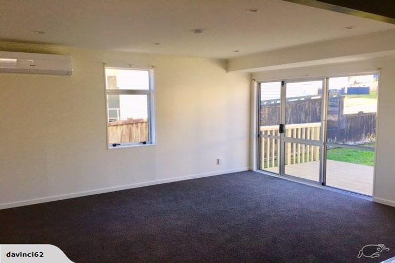 Photo of property in 8 Yemen Place, Ascot Park, Porirua, 5024