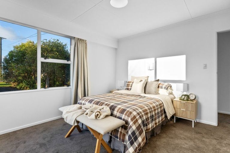 Photo of property in 17 East Way, Durie Hill, Whanganui, 4500