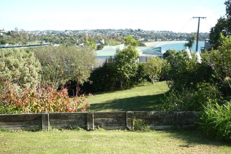 Photo of property in 22 Tindalls Bay Road, Tindalls Beach, Whangaparaoa, 0930