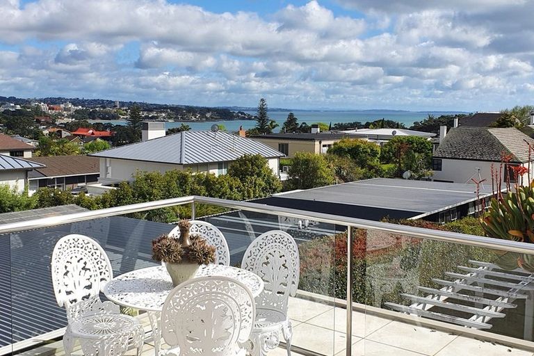 Photo of property in 242a Lake Road, Hauraki, Auckland, 0622