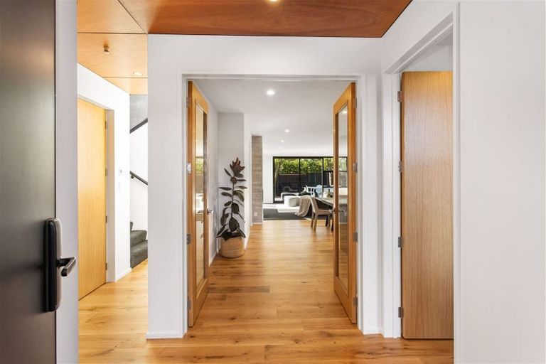 Photo of property in 22a Wroxton Terrace, Merivale, Christchurch, 8014