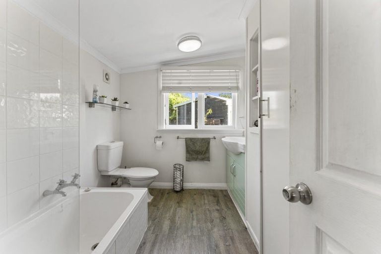 Photo of property in 33 Tararua Street, Pahiatua, 4910