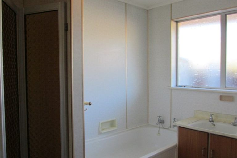 Photo of property in 2/80 Hoon Hay Road, Hoon Hay, Christchurch, 8025