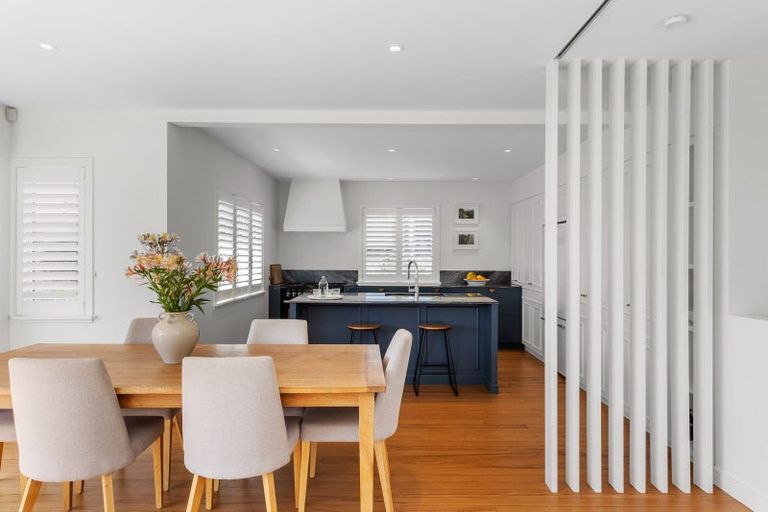 Photo of property in 68 St Michaels Avenue, Point Chevalier, Auckland, 1022