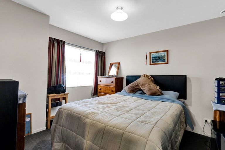 Photo of property in 14d Maple Crescent, Whalers Gate, New Plymouth, 4310