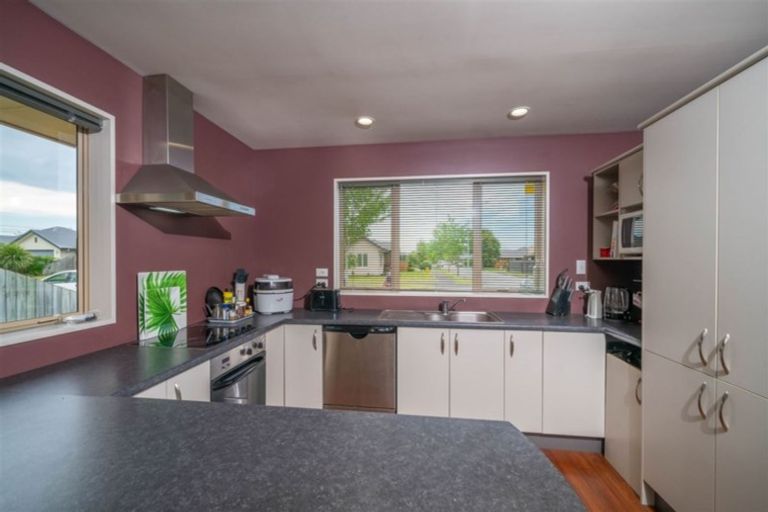 Photo of property in 9 Kaniere Avenue, Hei Hei, Christchurch, 8042