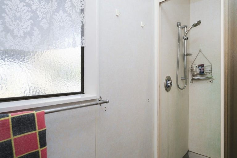 Photo of property in 15 Windsor Street, Dannevirke, 4930