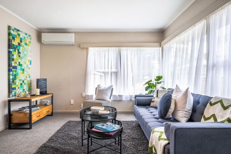 Photo of property in 6/43 Shakespeare Road, Milford, Auckland, 0620