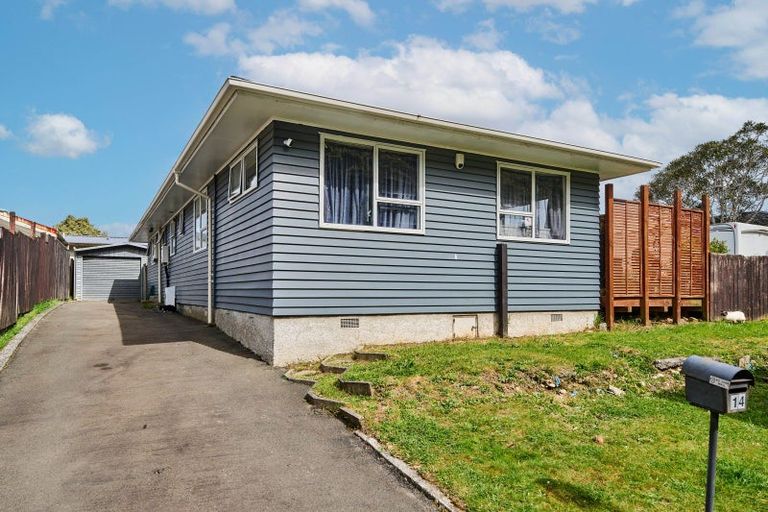Photo of property in 14 Indiana Grove, Totara Park, Upper Hutt, 5018