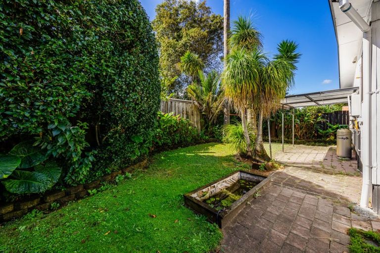 Photo of property in 2/8 Alpha Street, Papakura, 2110