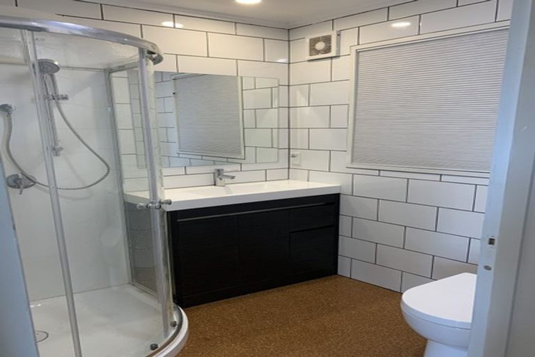 Photo of property in 1a Glengyle Street, Vauxhall, Dunedin, 9013