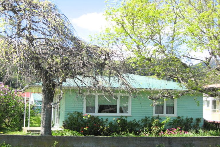 Photo of property in 16 North Road, The Wood, Nelson, 7010