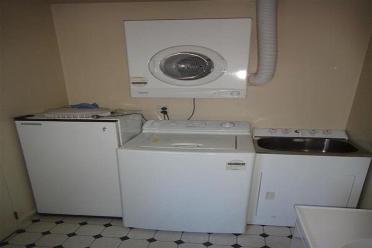 Photo of property in 7 Tonga Place, Riccarton, Christchurch, 8041