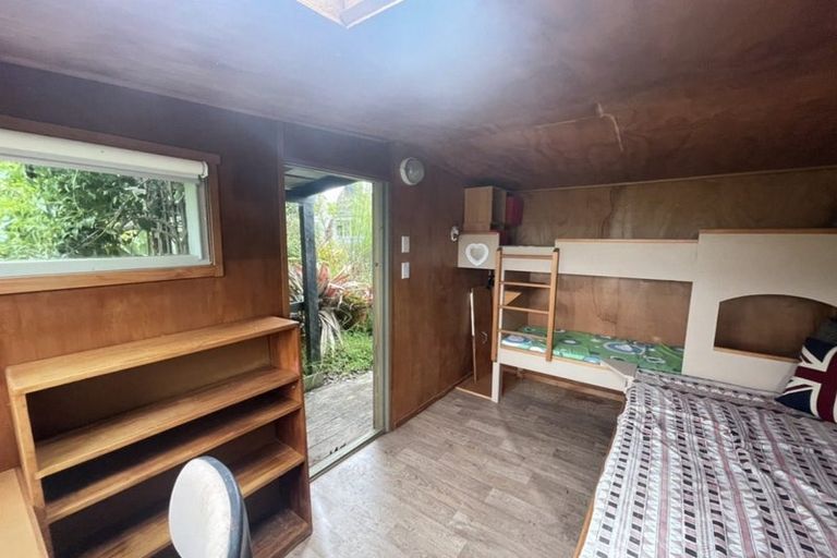 Photo of property in 69 Crossbridge Road, Dairy Flat, 0792