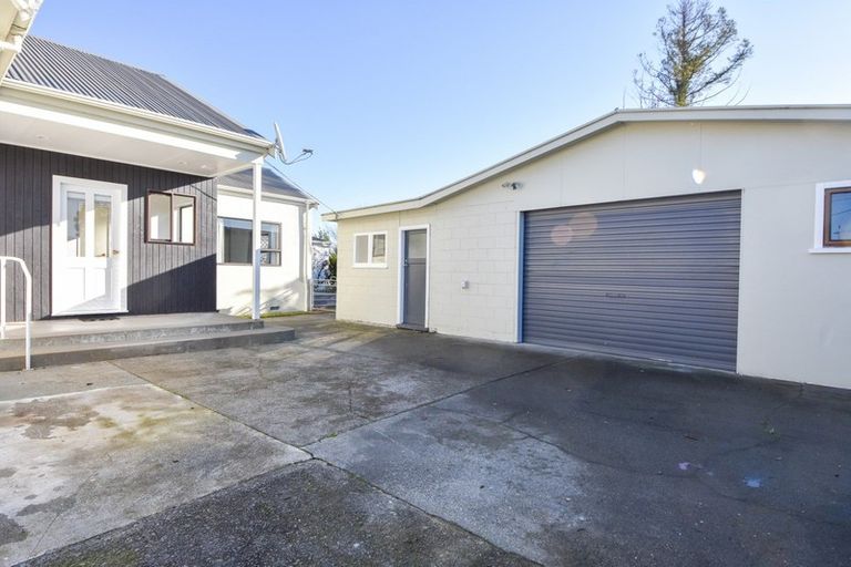 Photo of property in 4 Mckenzie Terrace, Carterton, 5713