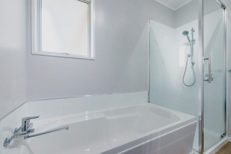 Photo of property in 71b Raumati Road, Raumati Beach, Paraparaumu, 5032