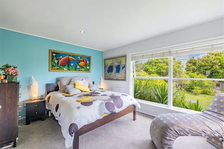 Photo of property in 2/50 Manuka Road, Glenfield, Auckland, 0629