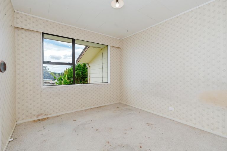 Photo of property in 16 Cowley Drive, Temple View, Hamilton, 3218